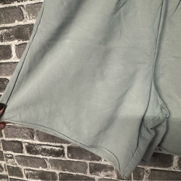 Meshki lounge sweat shorts light blue green pockets cut off - Picture 6 of 9